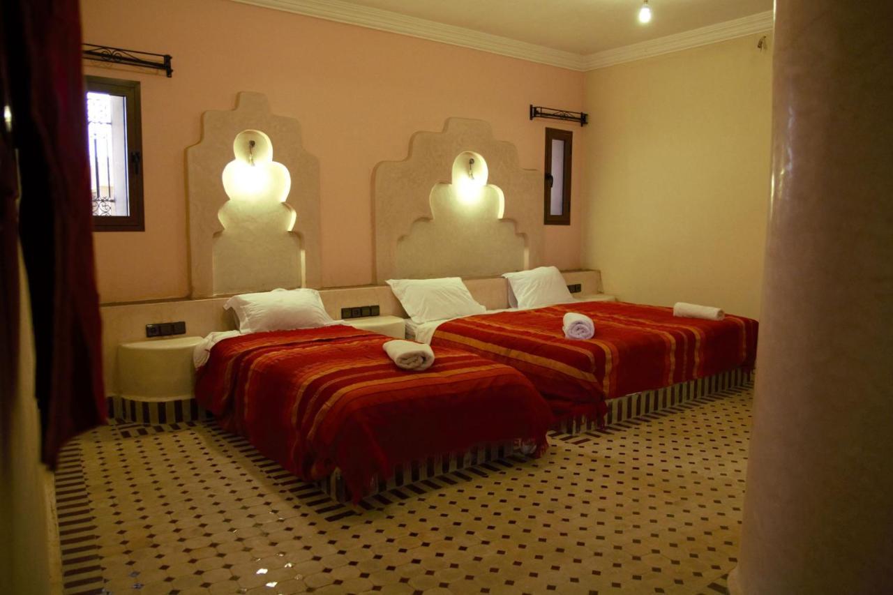 Auberge La Source Мерзуга Екстер'єр фото